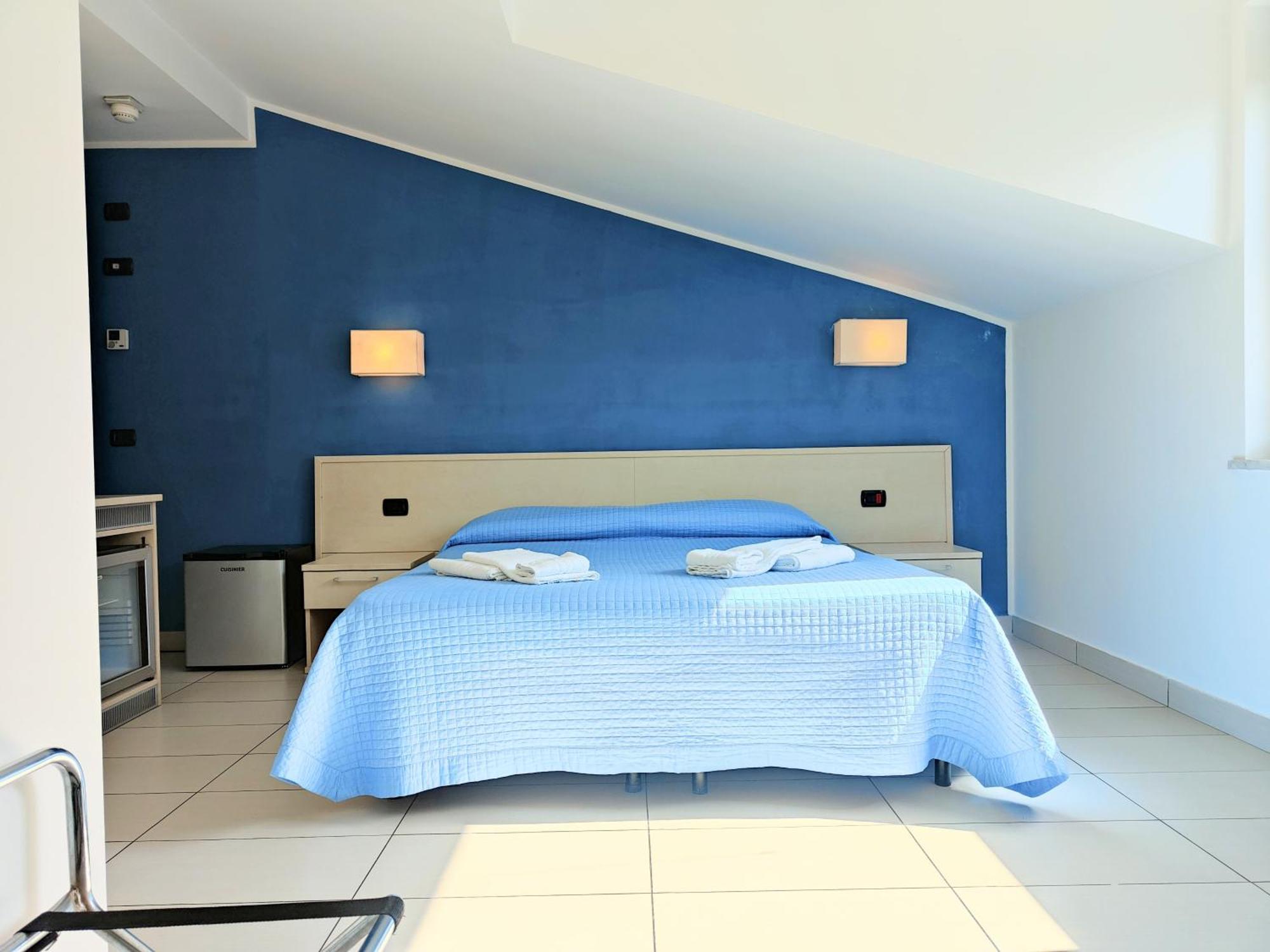 Rooms&Apartments Hotel Danci Borghetto Santo Spirito Extérieur photo