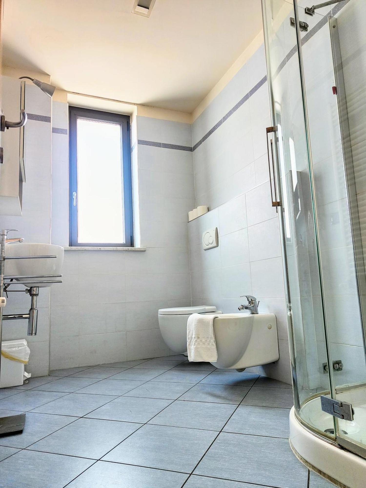 Rooms&Apartments Hotel Danci Borghetto Santo Spirito Extérieur photo